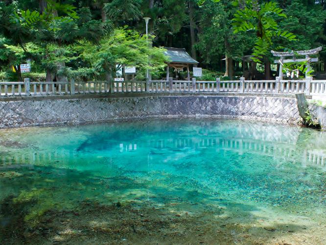 別府弁天池（湯本温泉から車30分）