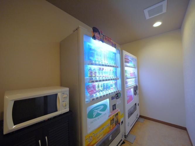 ■自動販売機、電子レンジ