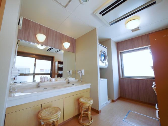 ■大浴場　脱衣室
