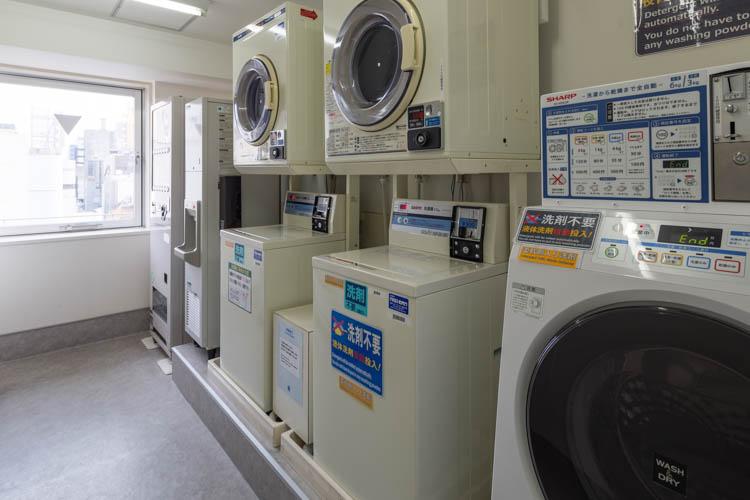 ◆コインランドリー完備なので連泊も安心◆