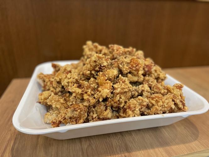 ■日替わりご当地メニュー例「中津風からあげ」