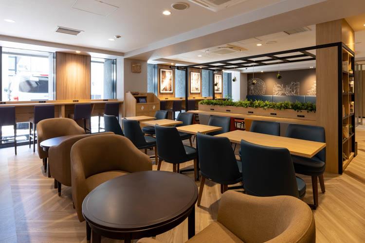 【ライブラリーカフェ】仕事をしたい時・リラックスしたい時。ゆったりした空間できままにお過ごし下さい