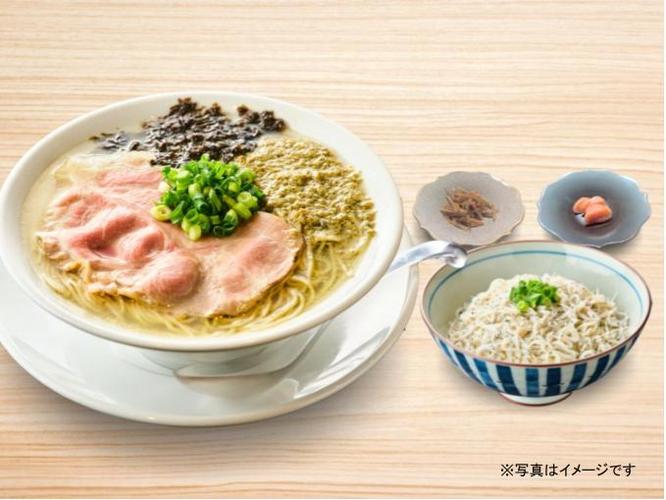 牡蠣塩ラーメン＋しらす丼＋小鉢2点