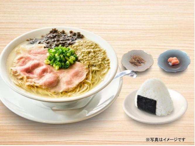 牡蠣塩ラーメン＋おにぎり＋小鉢2点