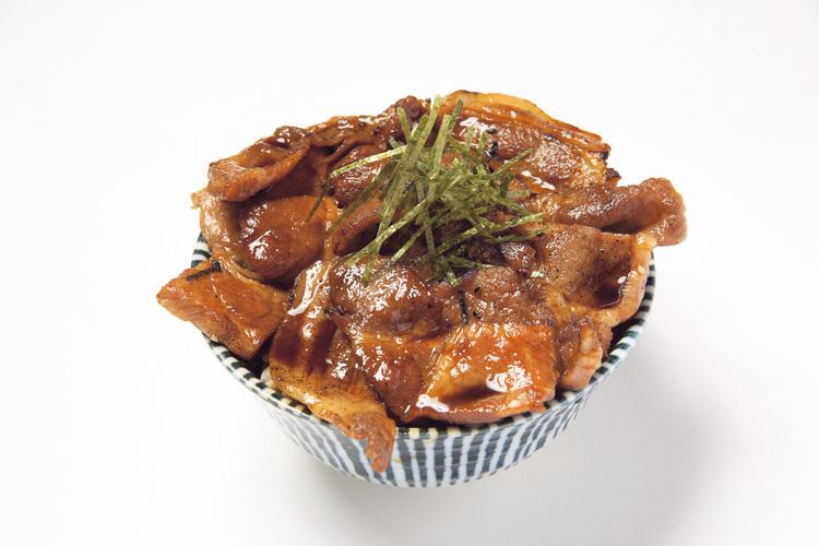 帯広名物の豚丼。かみふらのポークを使用し、特製たれで焼き上げました。ご飯にのせて豚丼をお作りいただけます。