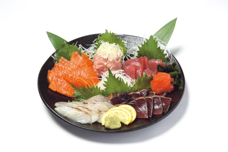 釧路名物の勝手丼をイメージ。日替わりでお刺身をご提供いたします。