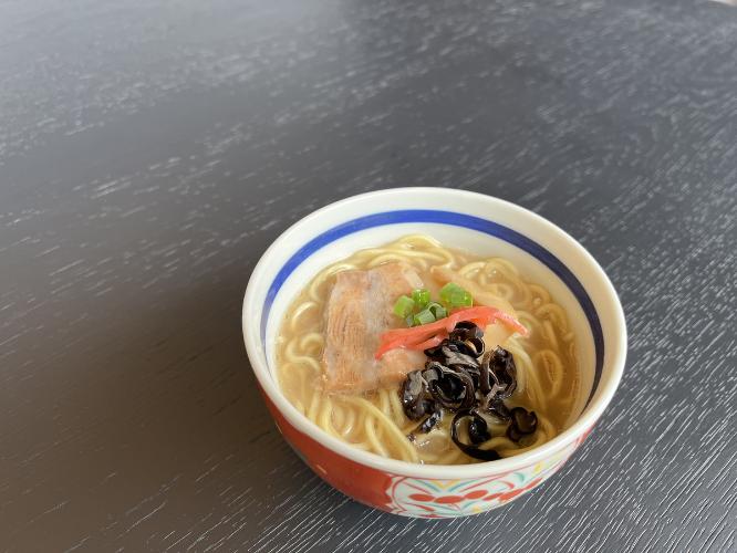 本格的な豚骨ラーメンもビュッフェで｜夕食提供イメージ