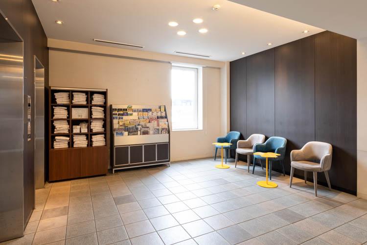 【ロビー】フロント前