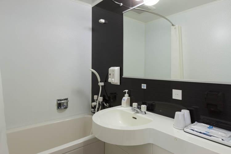 【バスルーム】ツインルーム