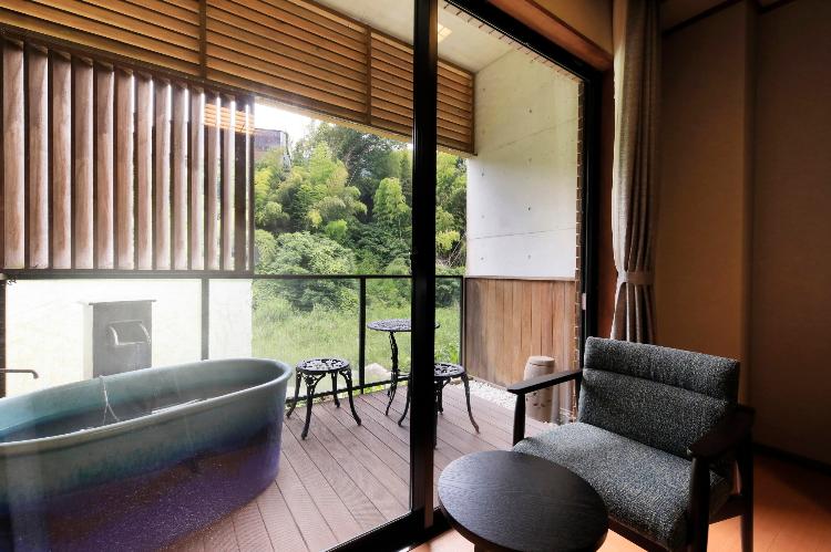 【露天風呂付和室8畳】