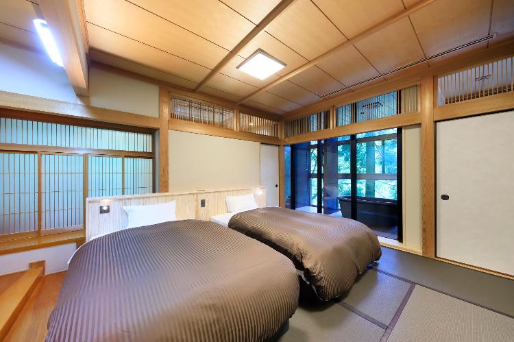 【温泉半露天風呂付特別和洋室】