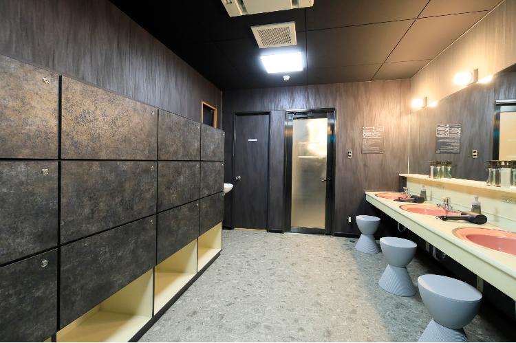 脱衣所 ※写真は男性脱衣所です。