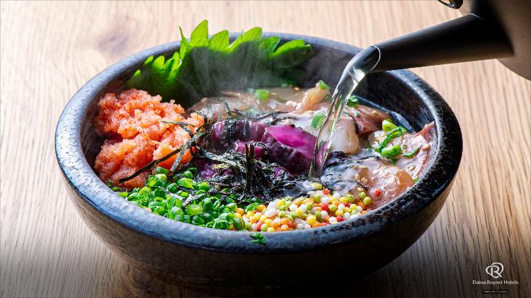 【朝食ビュッフェ】さまざまな具材でオリジナルのお茶漬けをお楽しみください。