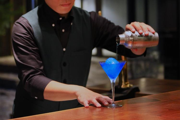 【BAR】カクテル、地酒などをお楽しみいただけます。