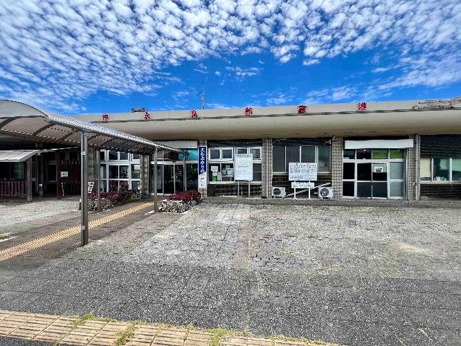 【アクセス　飛行機】沖永良部空港へようこそ。