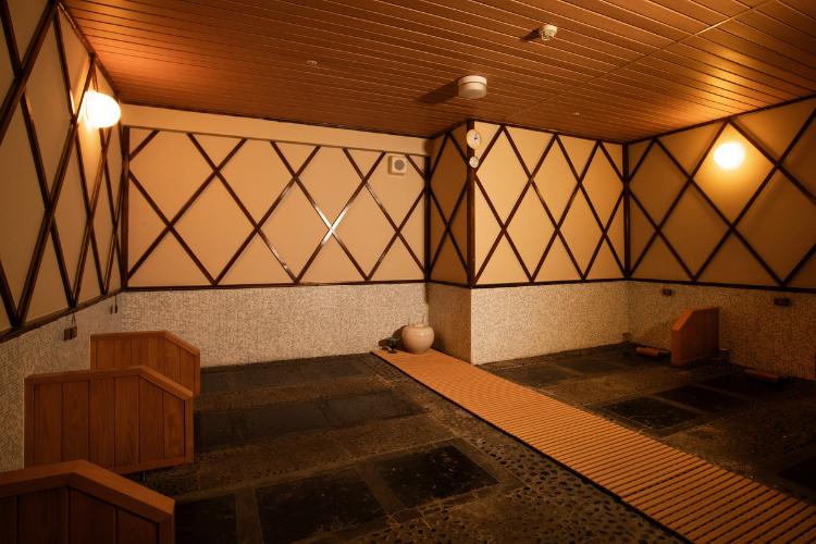 【岩盤風呂 -SHIZUKA-】じっくり身体の内側から温める岩盤風呂で心地よい汗を流して