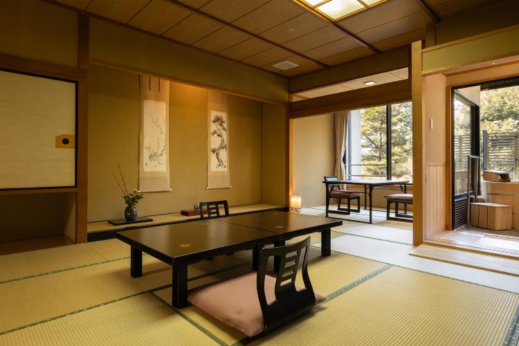 【瑞雲棟】温泉風呂付き和室／15畳（お部屋の一例）