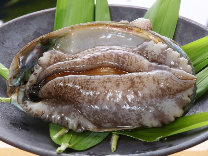 活き鮑の踊り焼き