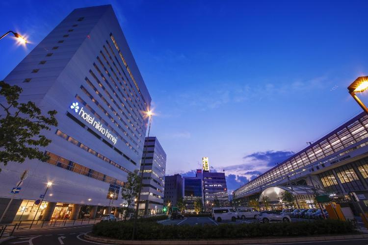 お疲れの際でもすぐに見つけることができる、シンボルのような存在を目指してまいります。