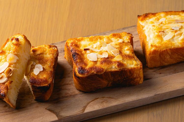 【ALL DAY DINING セリーナ ご朝食】アーモンドの香ばしさとコクのある甘味が人気の姫路市民お馴染みの味です。