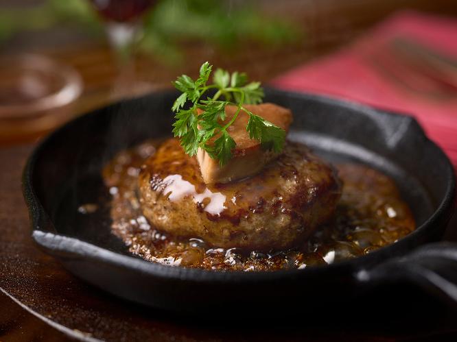 熊野牛入りハンバーグ ロッシーニ風（グラフォアを使用しています）　※イメージ