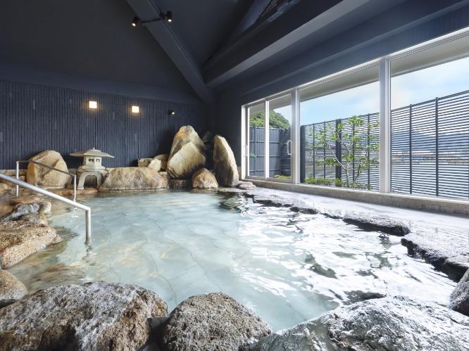 大浴場 三山の湯（男女入替制）