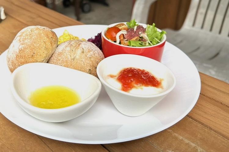 自家製パンの朝食（１ドリンク付き）日替わり(5)