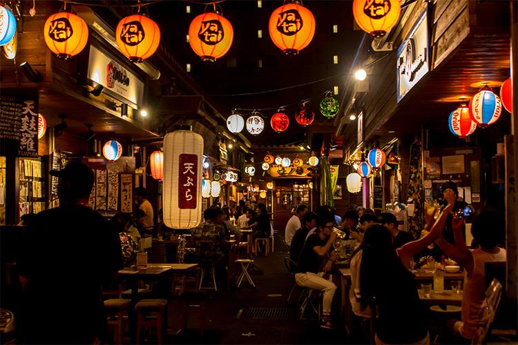 国際通り_屋台村(イメージ)