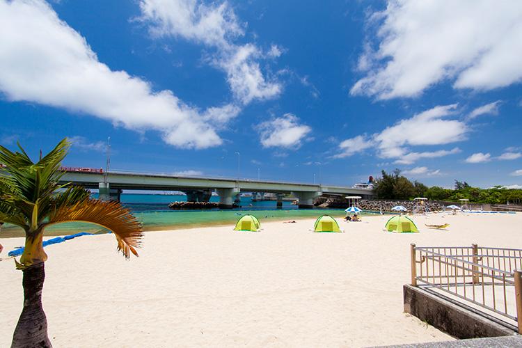 那覇で唯一！砂浜の海「波の上ビーチ」