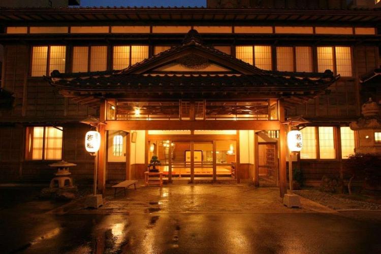 函館の地で約100年の歴史ある老舗旅館。
