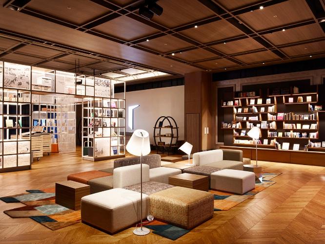 THE LIBRARY | the crossroads｜居心地の良い空間で本と過ごす贅沢な時間。