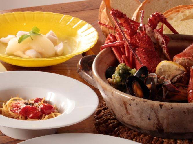 五島列島が誇る希少な「五島牛」とともに、贅沢な特選コースをお召し上がりください。