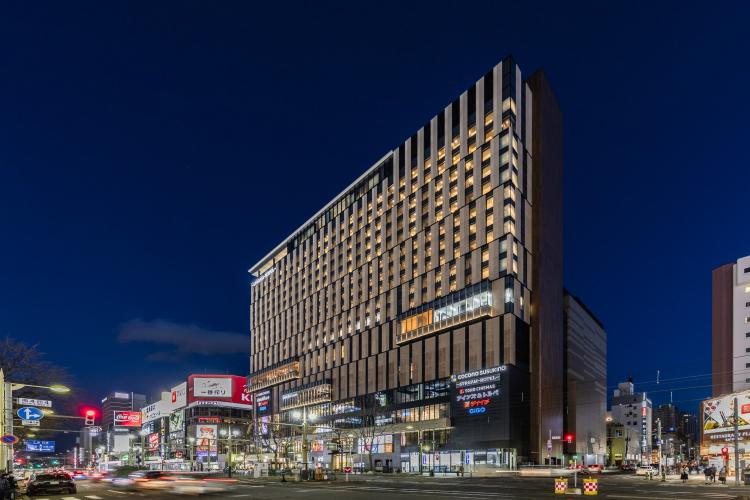 ホテル外観＿夜