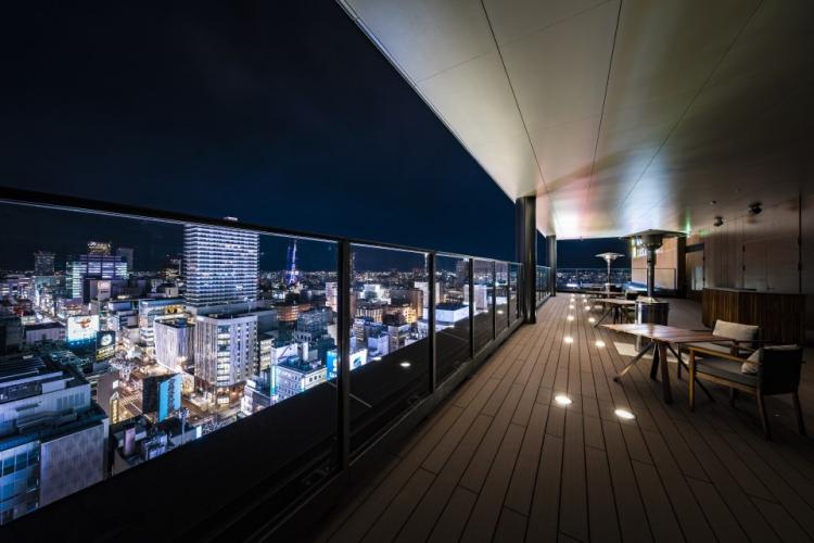 【18F ROOFTOPテラス】ご宿泊のお客様のみがご利用頂ける、地上約78m最上階のROOFTOPテラス 営業時間：7:00～23:00