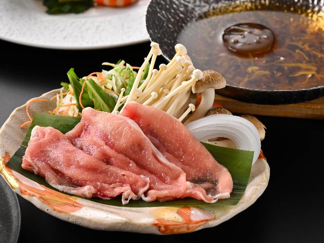 夕食　秋の基本会席（2025年9月15日頃から2025年12月14日頃までの献立例）