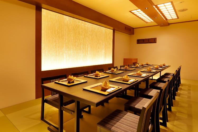 ２階和食「からまつ」