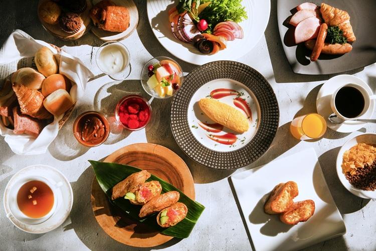 朝食ビュッフェ