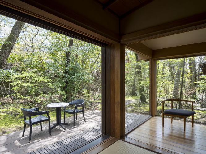 離れ|温泉内湯・中庭テラス付 和洋室「あさぎ」