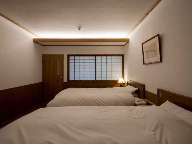 温泉内湯・中庭テラス付 和洋室「埴生」/1F