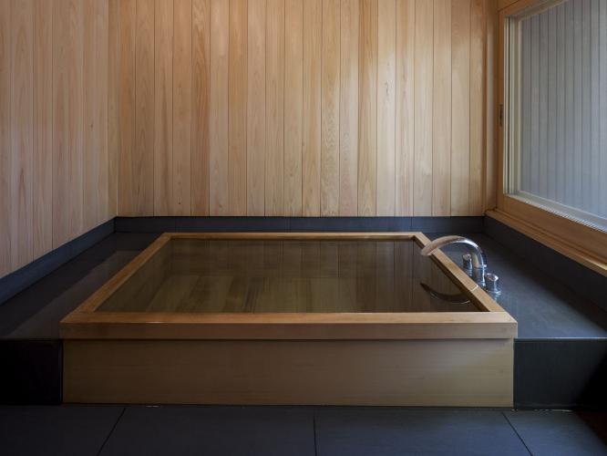 離れ|温泉内湯・中庭テラス付 和室「きはだ」