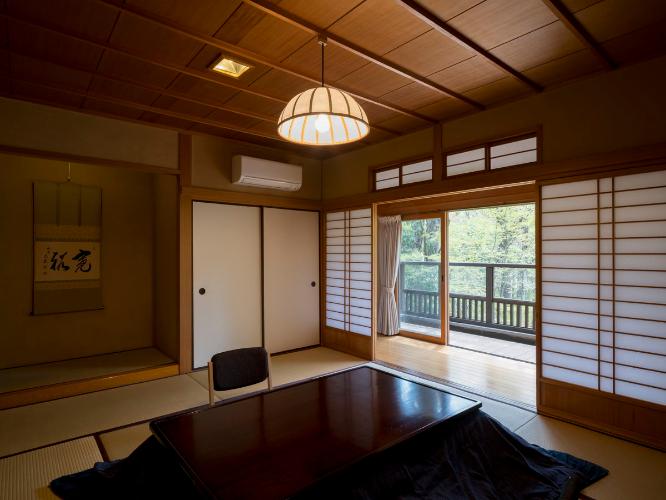 温泉内湯・テラス付 和洋室「桑」/2F