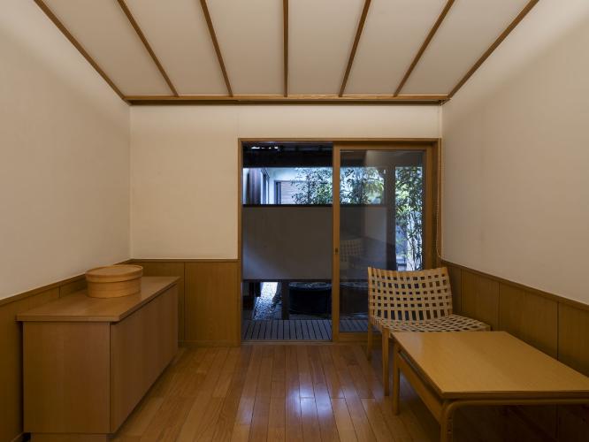 離れ|温泉内湯・中庭テラス付 和洋室「みはなだ」