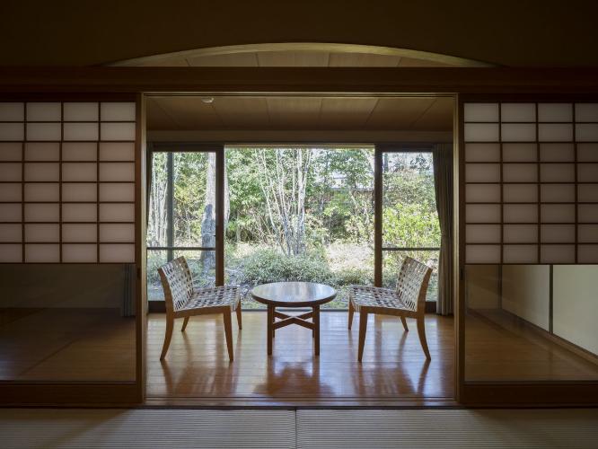 温泉内湯・中庭テラス付 和洋室「桃花」/1F