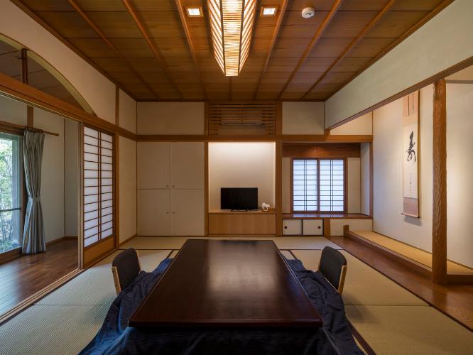 離れ|温泉内湯・中庭テラス付 和洋室「むらさき」