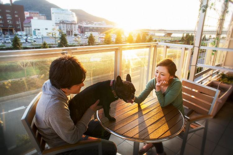 開放的なバルコニーで愛犬との思い出づくり(ドッグフレンドリー)