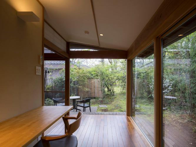 離れ|温泉内湯・中庭テラス付 和洋室「山吹」