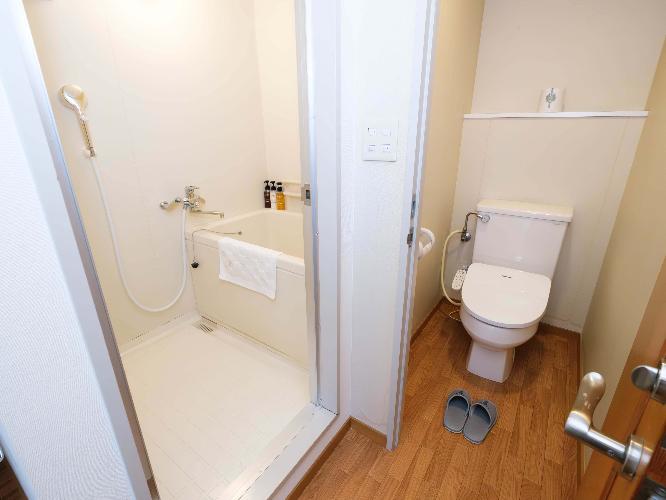 【禁煙】和室　６畳と８畳の二間・角部屋確約・お風呂に洗い場付・温水洗浄便座完備