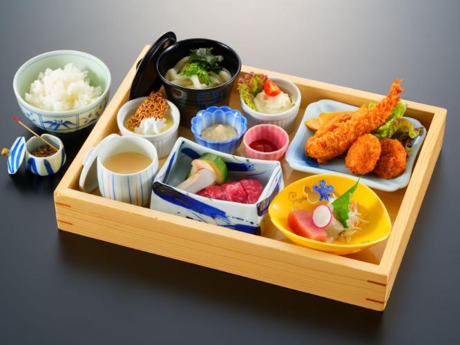 【夕食】お子様膳イメージ