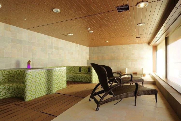 【女性専用岩盤浴スパ】定山渓の森に面した解放感とともにリフレッシュタイムをご満喫ください。