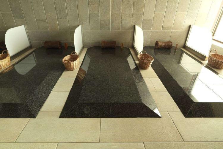 【女性専用岩盤浴スパ】日常の喧騒を離れ、ゆったりと自分と向き合う時間を